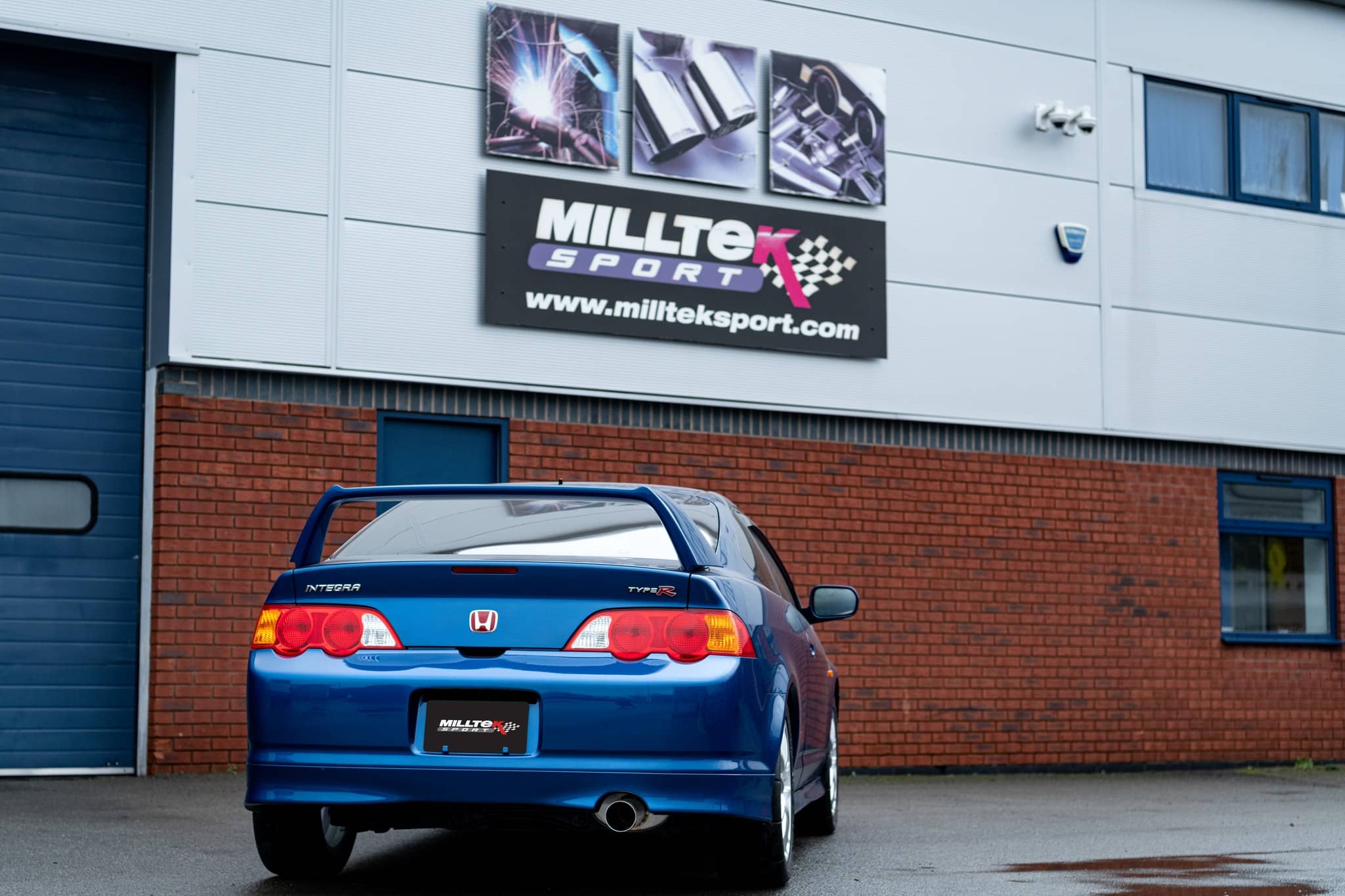 Milltek Cat Back Exhaust - Honda Integra Type R (DC5) - Image 3
