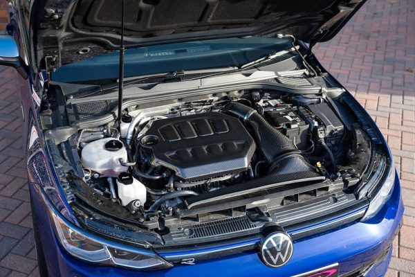 Eventuri Carbon Engine Cover - Volkswagen Golf MK8 R & GTI - Image 2