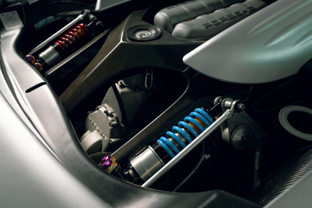 KW V5 Coilovers with HLS 4 Hydraulic Lift System - Porsche Carrera GT - Image 5